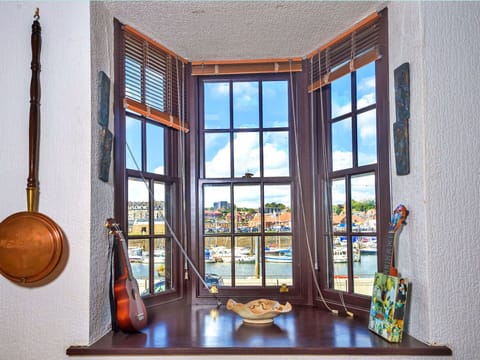 Residential Area, Urban Design, Apartment, Landscaping, Estate, Balcony, Villa, Mansion