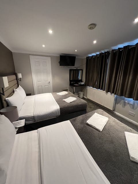 Family Room, Private Bathroom | Iron/ironing board, free WiFi