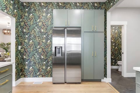 Share breakfast before a day at Hope College ☕