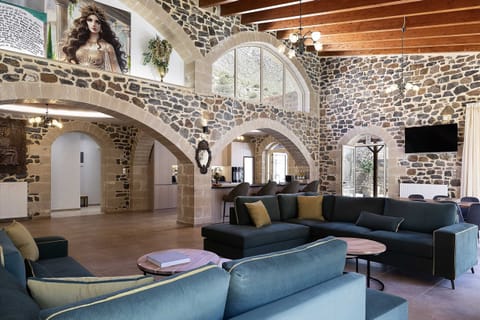 House | 7 bedrooms, soundproofing