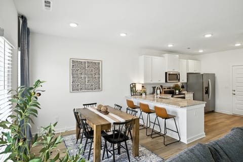 Dining Room, Dining Table, Furniture, Indoors, Table