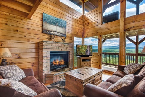 House, Multiple Beds, Balcony, Mountain View (Rejuvenation) | Living area