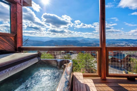 House, Multiple Beds, Hot Tub, Mountain View (Heavenly Hideaway) | Outdoor spa tub