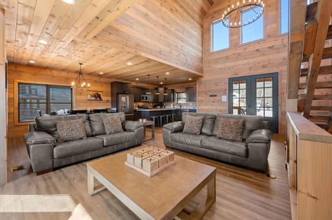 House, Multiple Beds, Balcony, Garden View (The Phoenix) | Living area