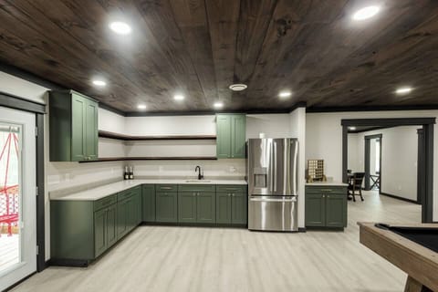 52dc8043-2638-4977-a530-17519af59fcc