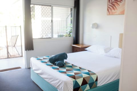 Queen Ensuite Room  | Individually decorated, individually furnished, desk, blackout drapes