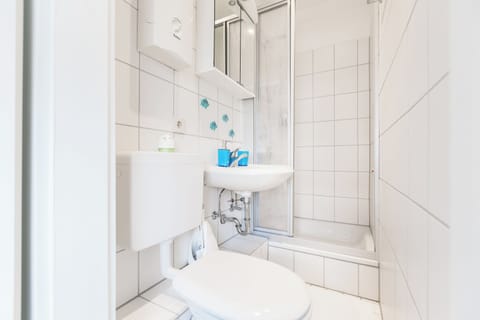 Double Room | Iron/ironing board, free WiFi