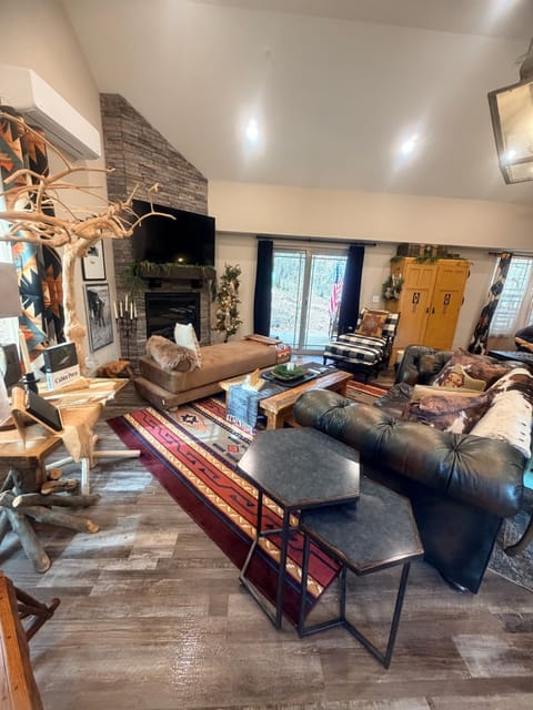 Holiday decor may vary from year to year and is usually displayed from November to January