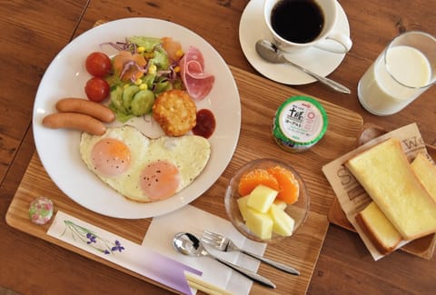 Breakfast meal