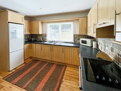 Kitchen/diner | Riverview Cottage, Kenmore, near Pitlochry