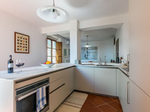 Kitchen, Countertop, Kitchen Appliance, Interior Design, Furniture, Cabinetry, Flooring, Major Appliance, Ceiling, Wood