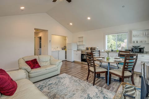House (1 Bedroom) | Interior