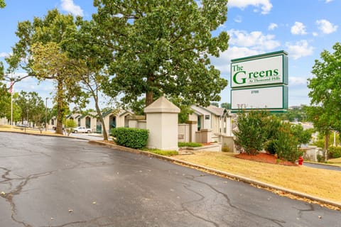 The Greens is located right in the heart of the Branson entertainment district