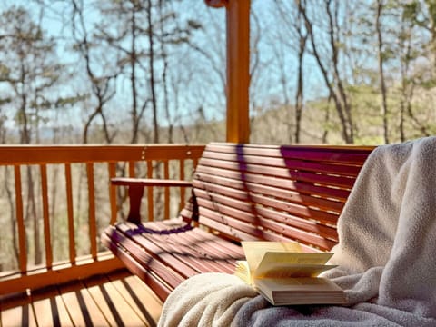 The Treehouse cabin rental Morganton GA