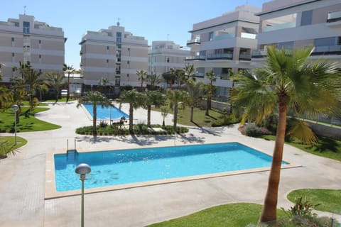 Apartment | Pool | Outdoor pool