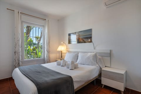 Chalet | 4 bedrooms, iron/ironing board