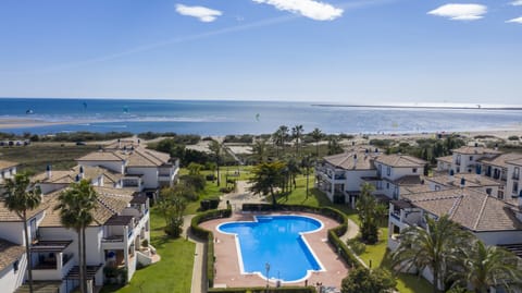 Apartment | Pool | Outdoor pool