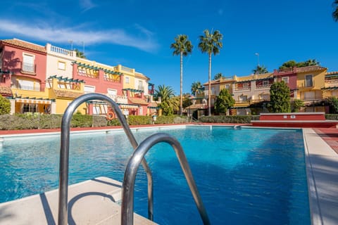 Apartment | Pool | Outdoor pool