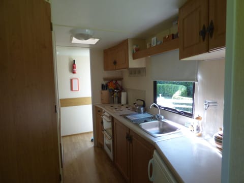 Mobile Home | Private kitchen