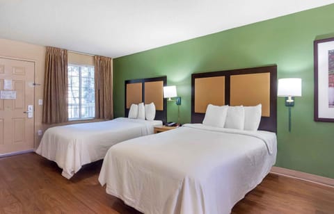 Desk, blackout drapes, iron/ironing board, free WiFi