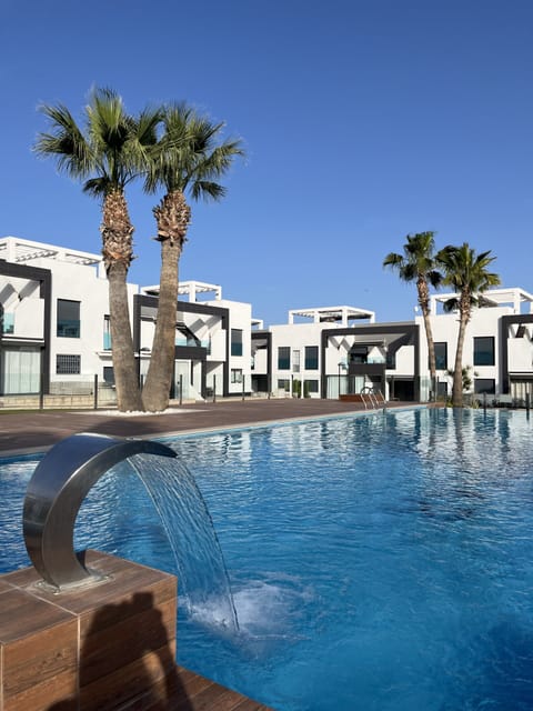 Apartment | Pool | Outdoor pool