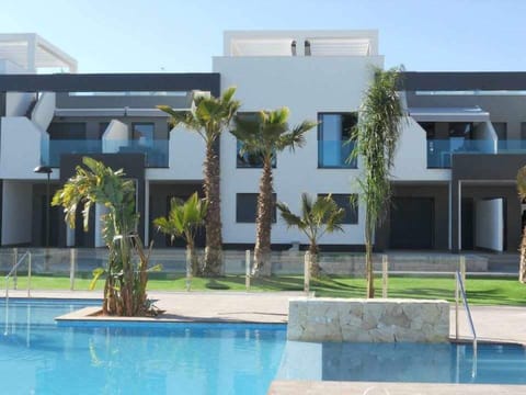 Apartment | Pool | Outdoor pool