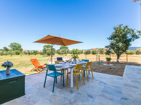 Sky, Blue, Furniture, Chair, Outdoor Furniture, Kitchen & Dining Room Table, Outdoor Table, Shade, Landscaping, Garden