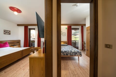 Superior Room, Balcony | In-room safe, free WiFi