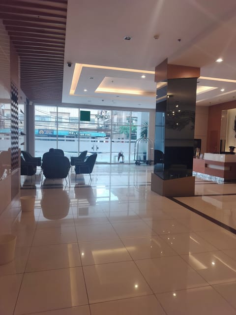 Condo, City View | Lounge