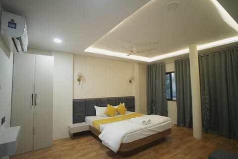 Triple Room | Desk, soundproofing, WiFi (free)