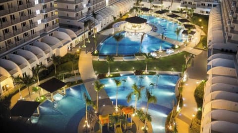 Apartment, 1 Bedroom, Smoking, City View | Pool | Outdoor pool