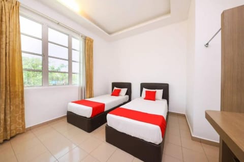 Deluxe Twin Room | Free WiFi