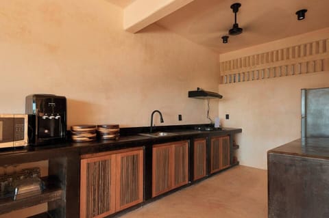 Microwave, coffee/tea maker