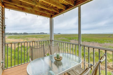 Ocean View Vacation Rental | 2BR | 2BA | 1,200 Sq Ft | Stairs Required