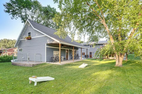 North Mankato Vacation Rental | 5BR | 2BA | Stairs Required | 2,400 Sq Ft