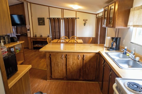 2cea6725-93fa-43e6-93a2-5c2a02c7567a