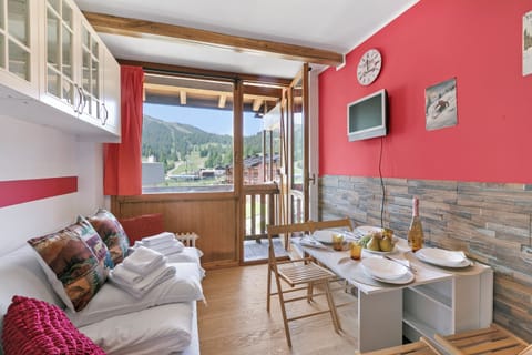 Living and dining room