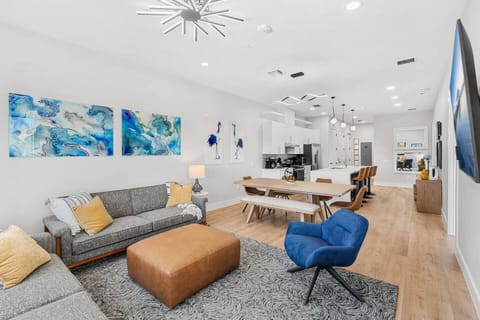 c9d6442f-6ee0-42bf-9286-492f083b408d