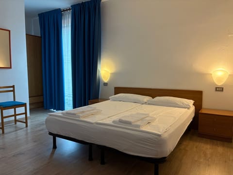 Room, Multiple Beds, Balcony | Premium bedding, down comforters, in-room safe, desk