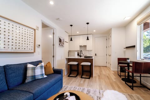Kitchen and dining area.