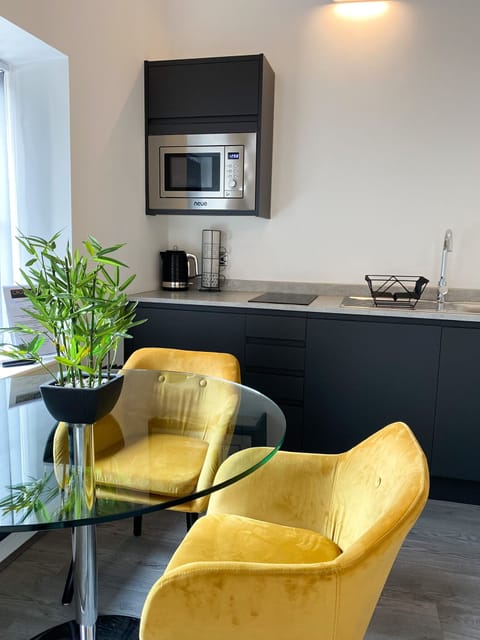 Deluxe Double or Twin Room | Private kitchen | Electric kettle