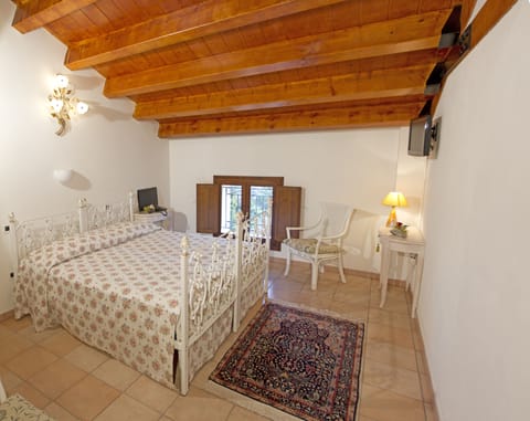 Superior Double or Twin Room | Bed sheets