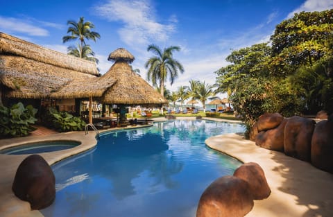 Poolside bar