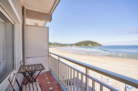 Club Room, Sea View (Silken) | Beach/ocean view