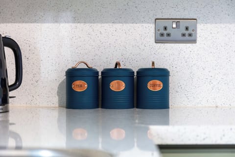 Iron/ironing board, free WiFi