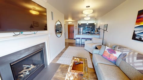 Home Decor, Building, Furniture, Indoors, Living Room