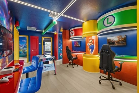 16142 Coastal Cove Lane (11).jpg