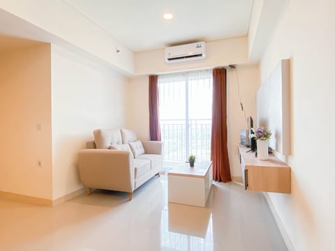 Standard Apartment | Living area