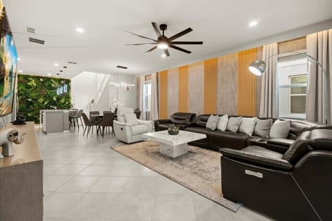 15890 Cape Coral Loop (2).jpg