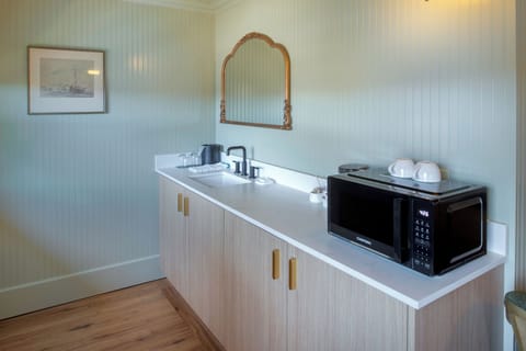 Jane Austen - Partial View King Suite | Egyptian cotton sheets, premium bedding, individually decorated